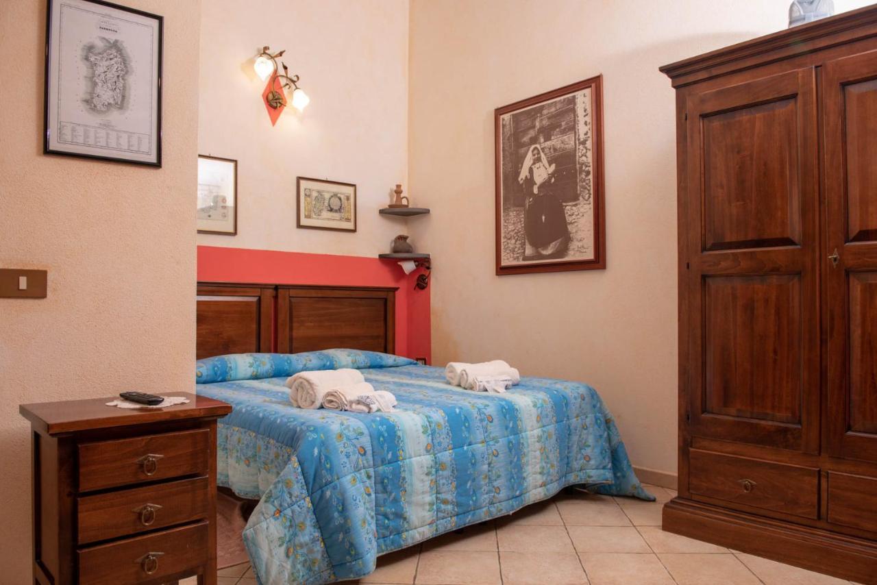 Agriturismo Nuragh'Elighe Sindia Ngoại thất bức ảnh