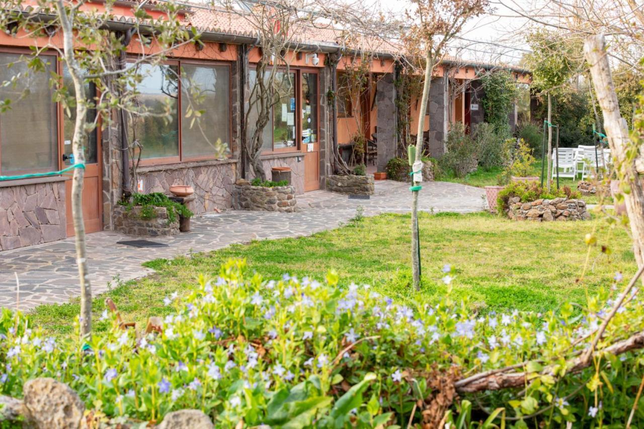 Agriturismo Nuragh'Elighe Sindia Ngoại thất bức ảnh