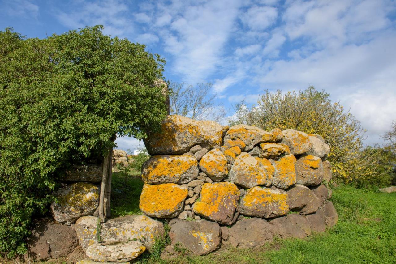 Agriturismo Nuragh'Elighe Sindia Ngoại thất bức ảnh