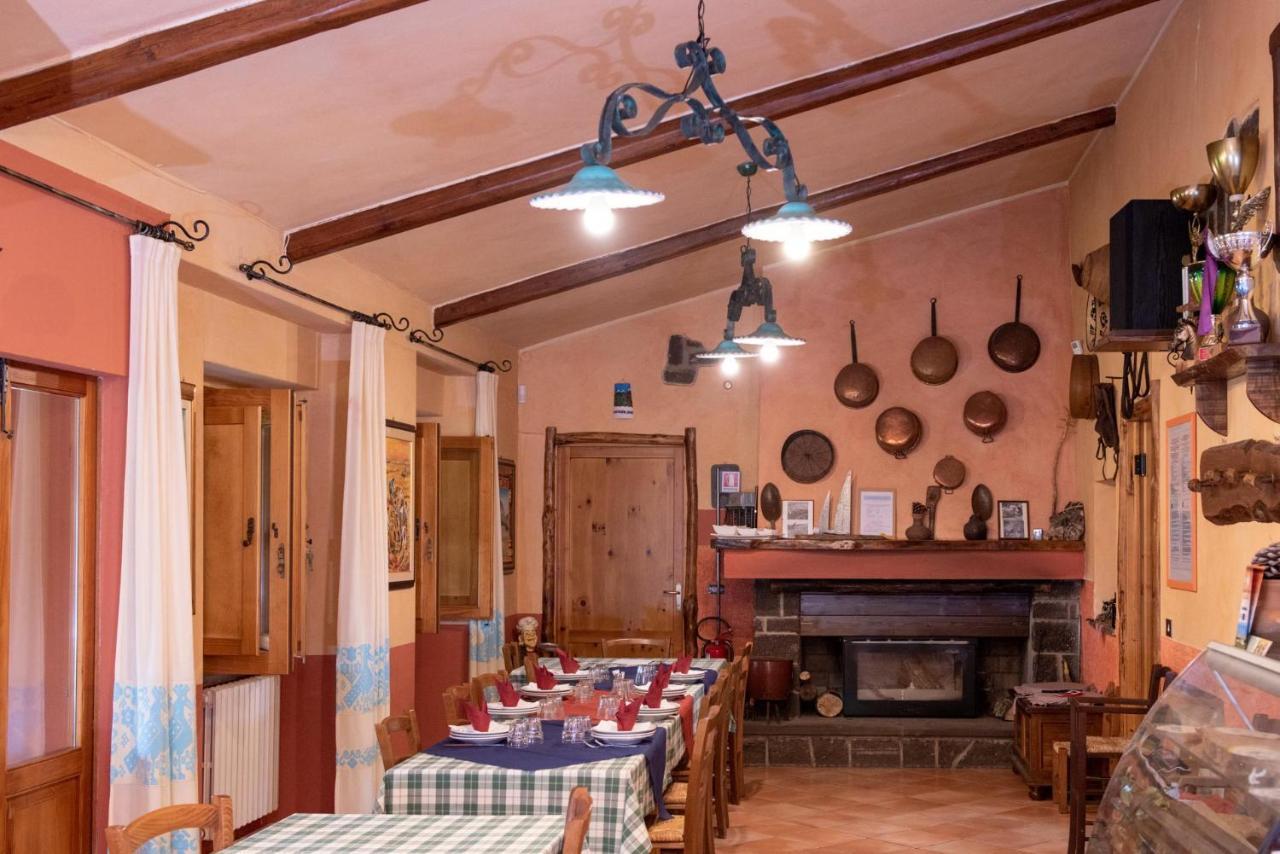 Agriturismo Nuragh'Elighe Sindia Ngoại thất bức ảnh