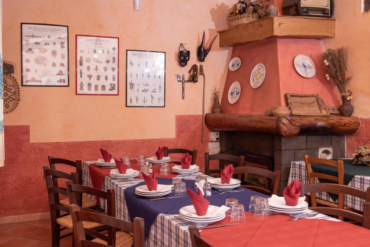 Agriturismo Nuragh'Elighe Sindia Ngoại thất bức ảnh