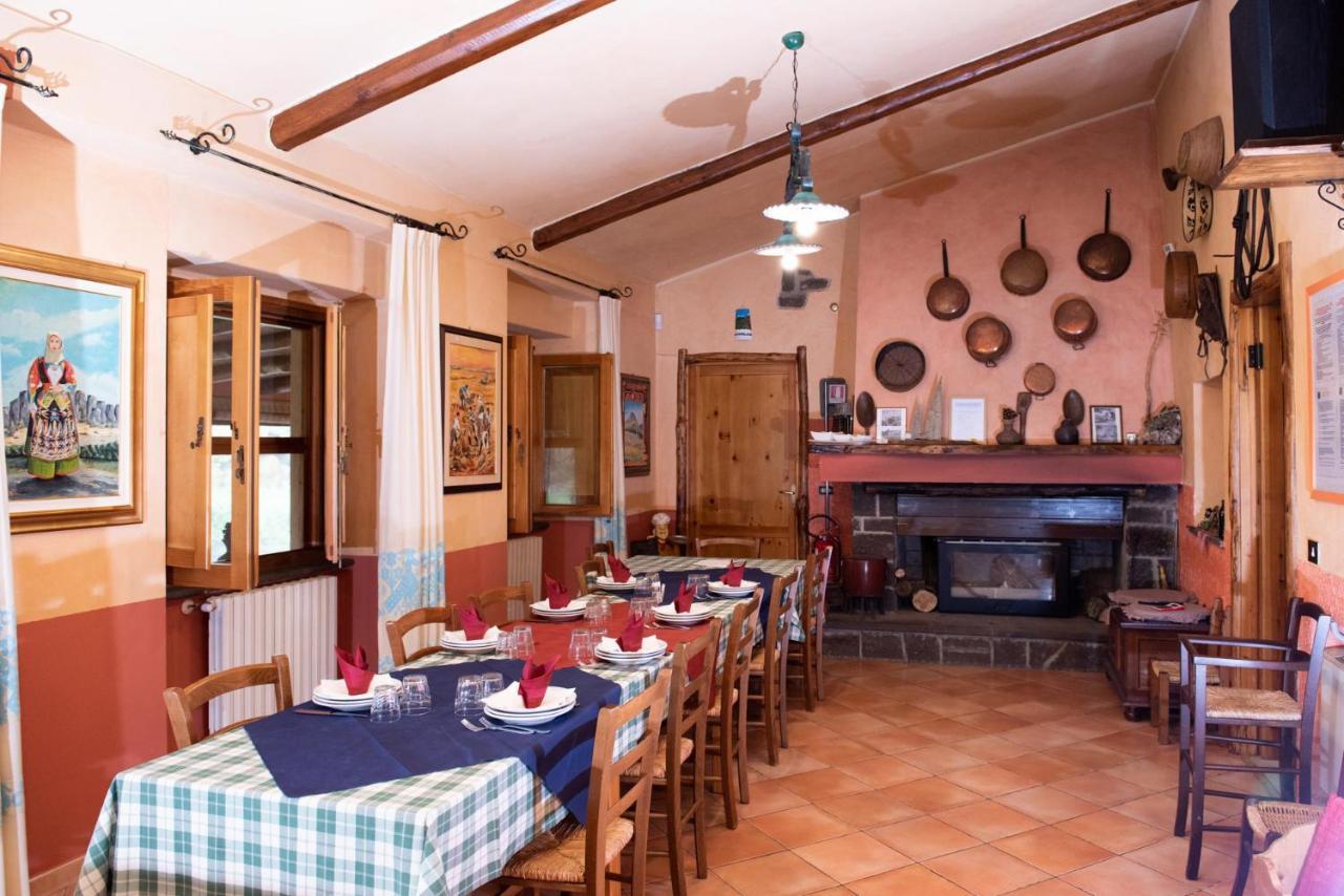 Agriturismo Nuragh'Elighe Sindia Ngoại thất bức ảnh