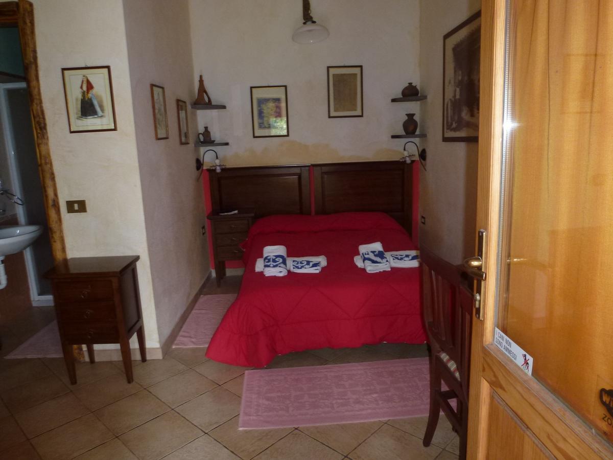 Agriturismo Nuragh'Elighe Sindia Ngoại thất bức ảnh