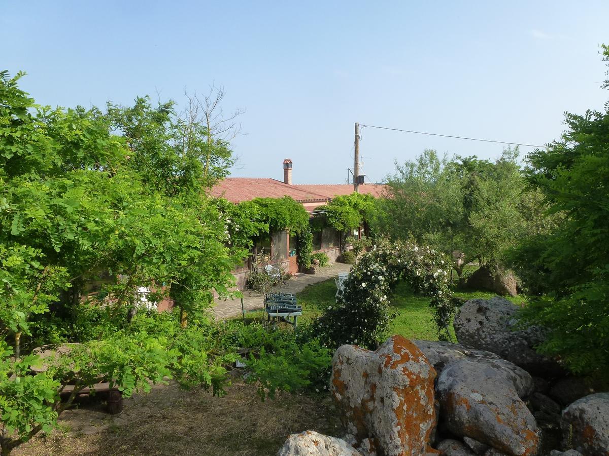 Agriturismo Nuragh'Elighe Sindia Ngoại thất bức ảnh