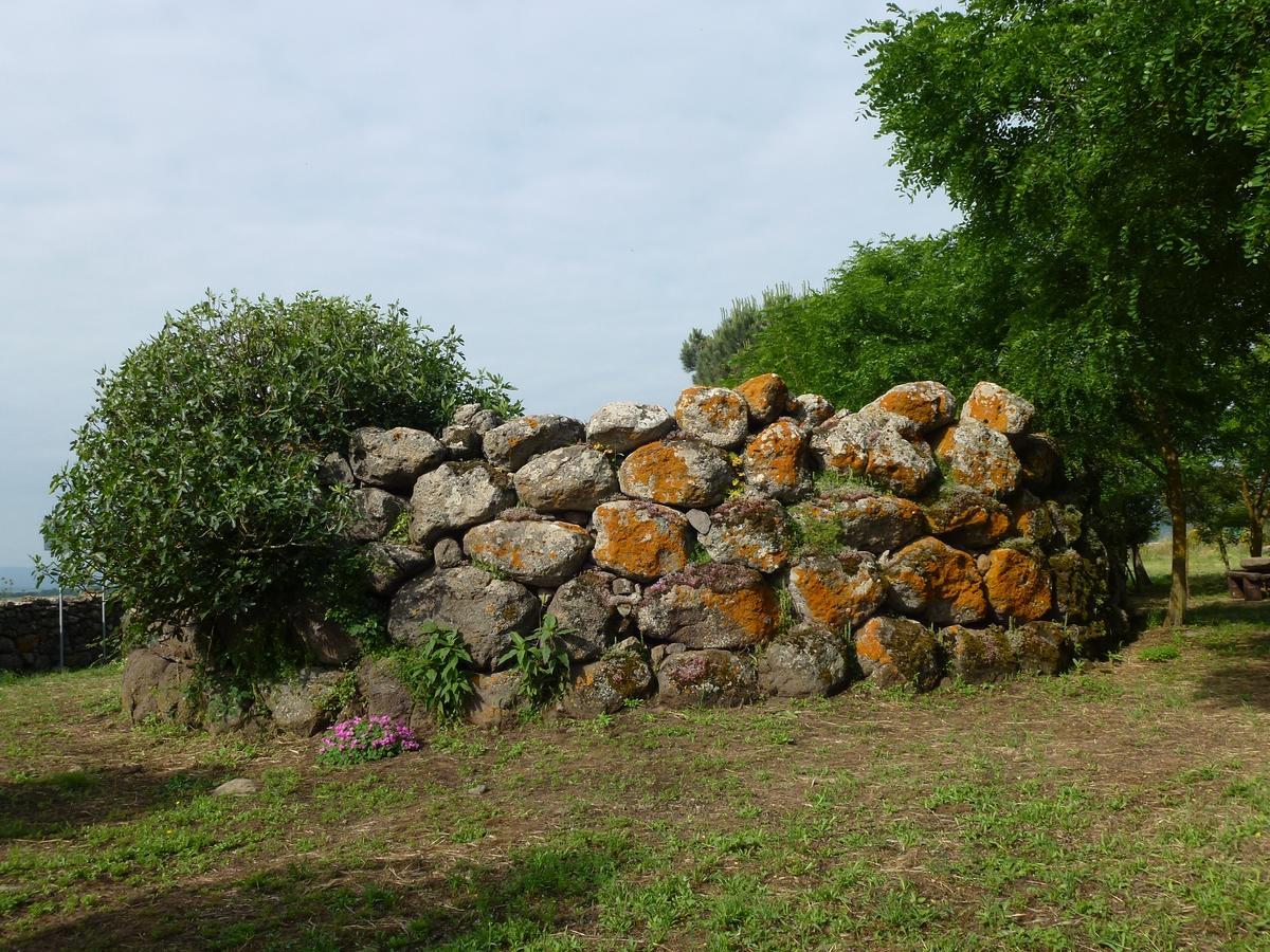 Agriturismo Nuragh'Elighe Sindia Ngoại thất bức ảnh