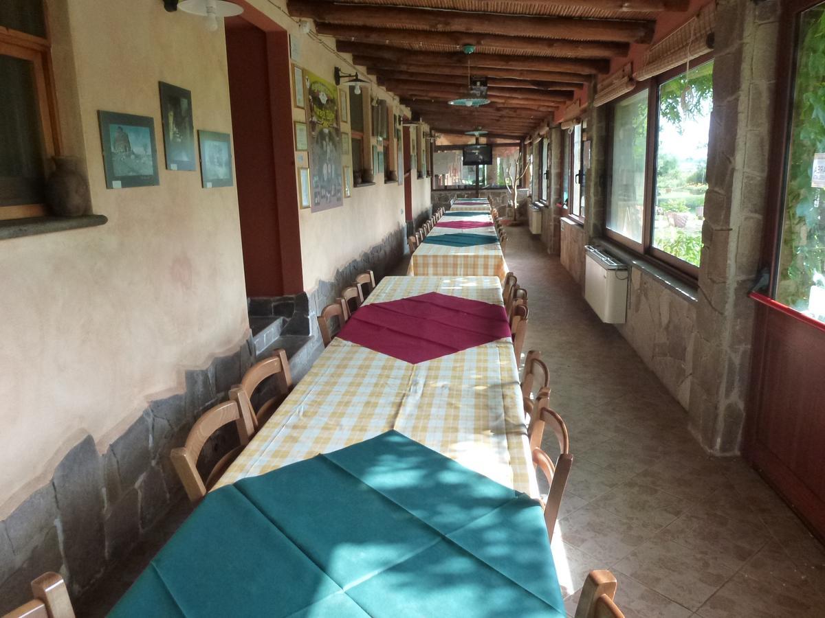 Agriturismo Nuragh'Elighe Sindia Ngoại thất bức ảnh