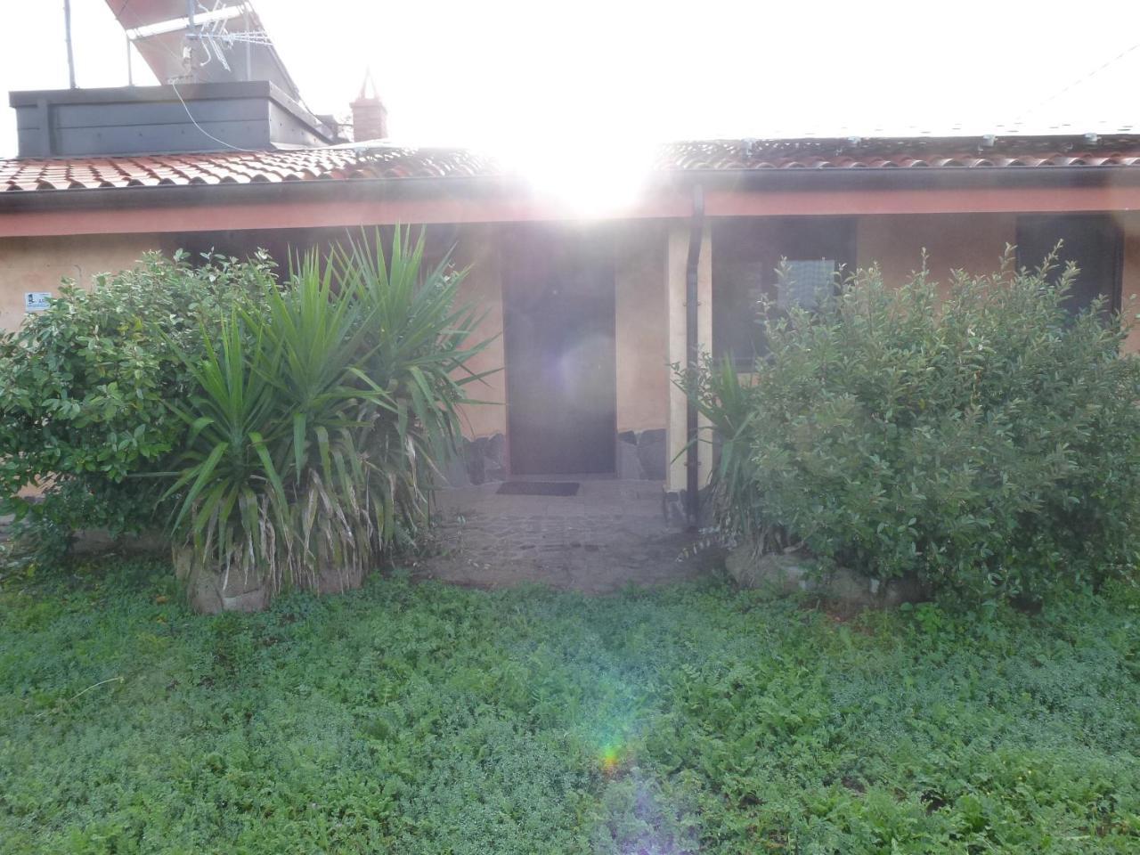 Agriturismo Nuragh'Elighe Sindia Ngoại thất bức ảnh